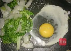 Seafood, Egg, Green Vegetable Fried Rice Recipe Illustration 5