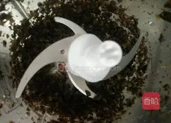 Illustration of how to make cabbage and shrimp dumplings 2