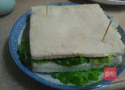 Illustration of how to make a sandwich 7