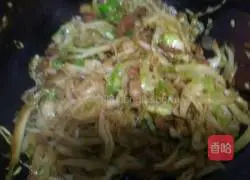 Illustration of how to make fried pancakes 12