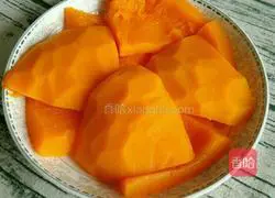 Illustration of how to make pumpkin cake (bean paste filling) 1