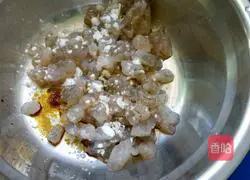 Illustration of how to make shrimp and water spinach buns 5