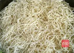 Illustration of how to make fried noodles 5