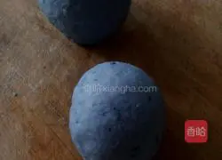 Illustration of how to make purple cabbage sweet steamed buns 12