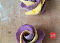 Illustration of how to make double-sided rose steamed buns 7