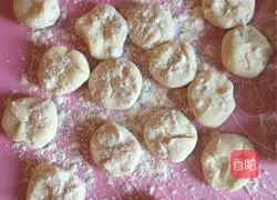 White radish and pork dumplings recipe 13