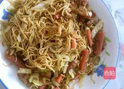 Illustration of how to make family cumin fried noodles 5 