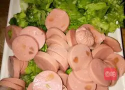 Illustration of how to make fried instant noodles 2