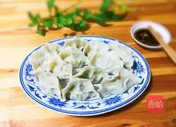 Cowpea pork Illustration of making dumplings 21