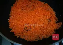 Carrot and Egg Fried Rice Recipe Illustration 4