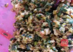 Celery Pork Illustration of how to make dumplings 1