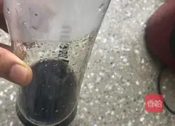 Illustration of making big brown sugar steamed buns 2