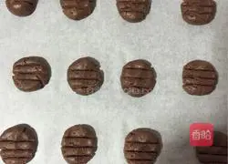 Illustration of how to make cocoa cookies 8