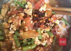 Illustration of how to make egg noodles 7