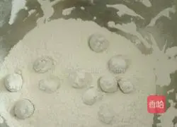 Illustration of how to make glutinous rice balls stuffed with bean paste 5