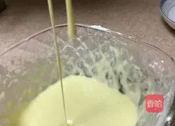 Illustration of how to make egg pancake rolls 6