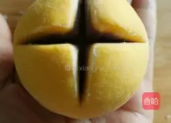 Illustration of how to make purple sweet potato and pumpkin blossom steamed buns 11