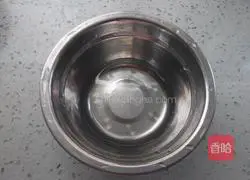 Illustration of how to make salad rice, carrot and egg pancake 5