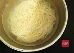 How to make special fried noodles Illustration 3