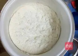 Illustration of making jujube steamed buns 2