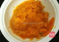 Illustration of how to make pumpkin sesame cake 4