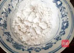 Illustration of making homemade glutinous rice balls 2