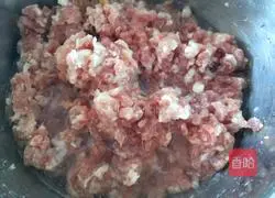 Pork and Celery Pie Recipe Illustration 4