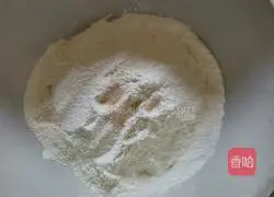 Illustration of how to make diced pork and cabbage buns 1