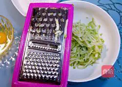 Zucchini Egg Pancake Recipe Illustration 2