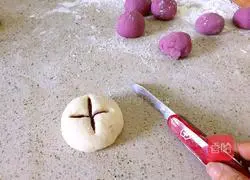 Illustration of how to make purple potato blossom steamed buns 8