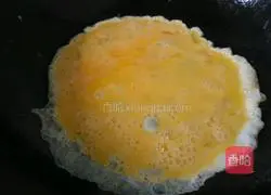 Illustration of how to make leek, egg and shrimp skin dumplings 3