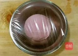 Illustration of how to make amaranth and meat dumplings 5