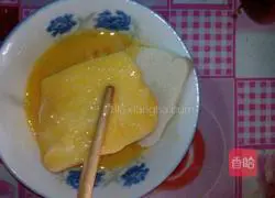 Illustration of how to make pan-fried steamed buns 3