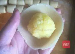 Illustration of how to make wife cake 12