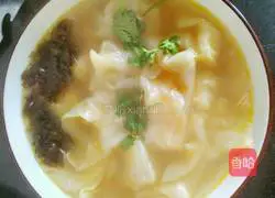 Illustration of how to make oyster mushroom and pork wontons 19