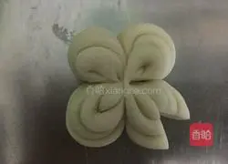 Milk chrysanthemum steamed buns recipe 15