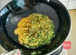 Illustration of how to make chive egg pancake 4