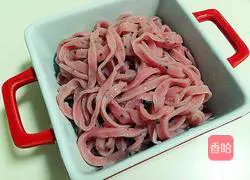 Illustration of how to make dragon fruit noodles 7