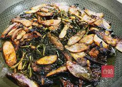 Illustration of how to make spicy and sour cold noodles 3