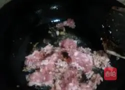 Illustration of how to make cabbage dumplings stuffed with soy meat and mushrooms 4