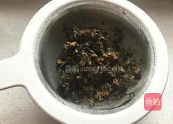 Illustration of how to make steamed buns with dried plums, vegetables and meat 5