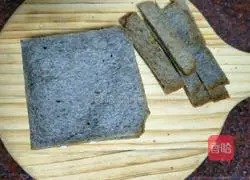 Illustration of how to make fruit sandwich 4