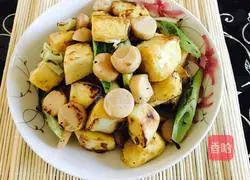 Illustration of how to make dry stir-fried steamed buns 8