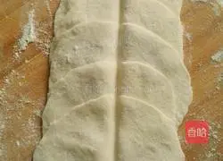 White Rose Milk Fragrance Steamed Bun Recipe Illustration 7