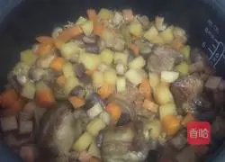 Illustration of how to make braised pork ribs with rice 10