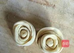 Illustration of how to make rose steamed buns 13