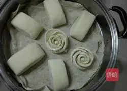 Illustration of how to make millet steamed buns 12