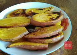 Illustration of how to bake sweet potatoes with electric pan 5