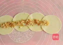 Illustration of how to make rose dumplings 5