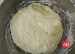 Illustration of how to make carrot and beef buns 3